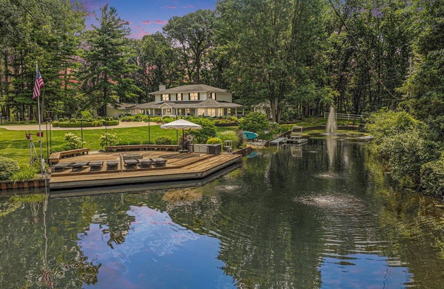 Klinger Lake Cove - Sleeps 16-24