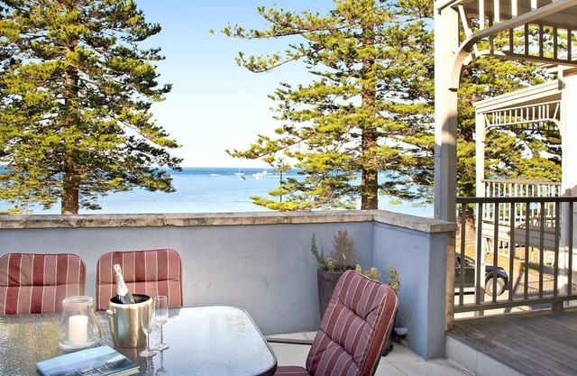 Koonya Sur Mer - Modern apartment with spectacular views