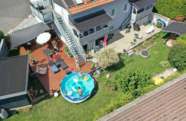 Kornhaus - schöne Ferienwohnung mit Pool, Kamin und Terrasse