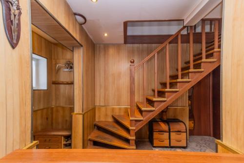KOSMOS Guesthouse - Country house - Cottage - Quiet stretch by the sea and forest!