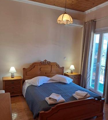 Kostas House