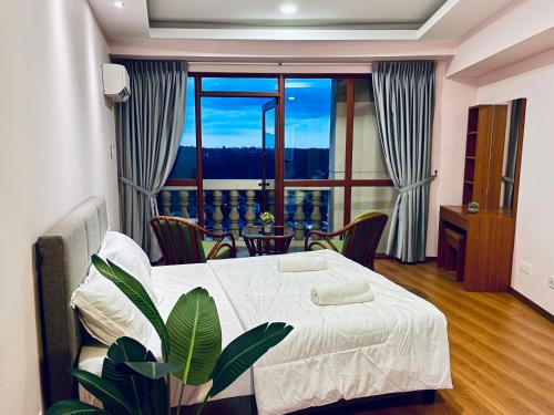 Kuching City Center Riverbank Suites With Marvelous River View