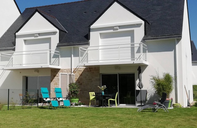 L'Aigue Marine * near beach with large garden