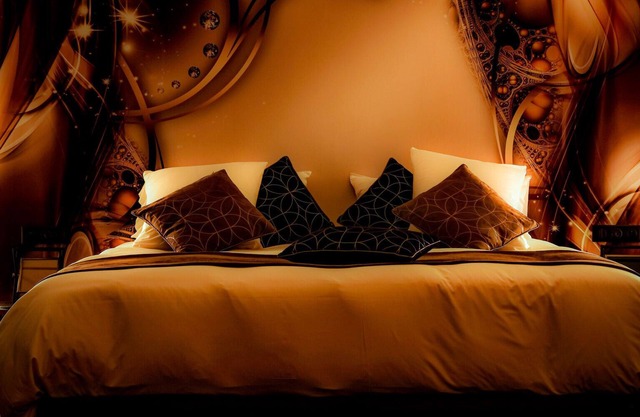 L'ApothéOse loveroom with jacuzzi, sauna and hammam in Brittany