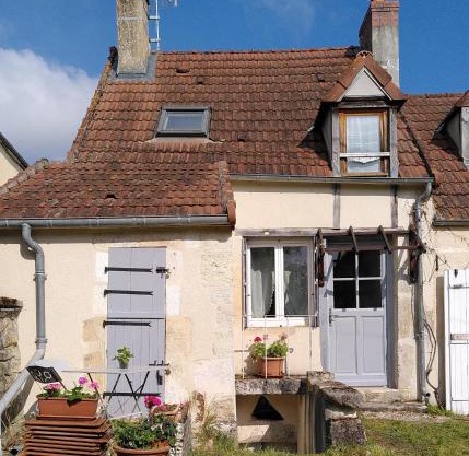 L'Atelier de Pierre 1-Bed Cottage in Pousseaux