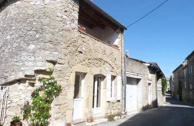 "L'intemporel" The little apartment (Gîte) near the river Cèze