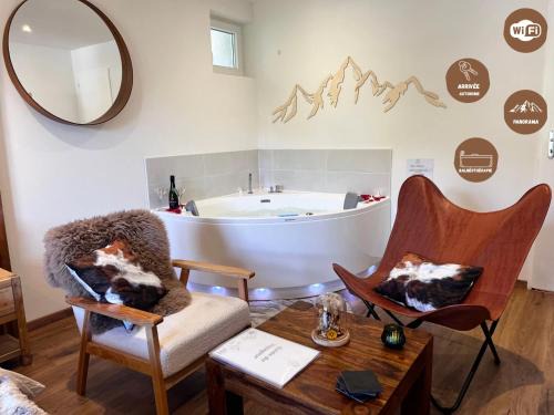 L'Ostalet suite luxe Jacuzzi