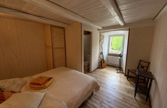 L'Oustaliere, Chambre FRANÇOISE, spa and sauna access