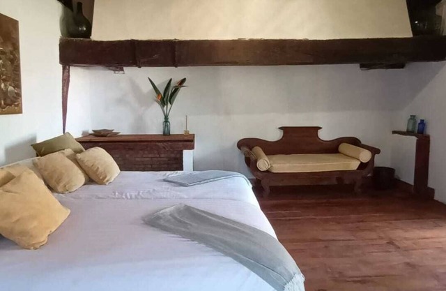 La Aldaba House
