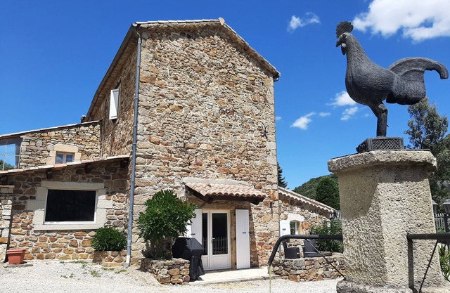 LA BASTIDE DE PIGERE 2-room apartment