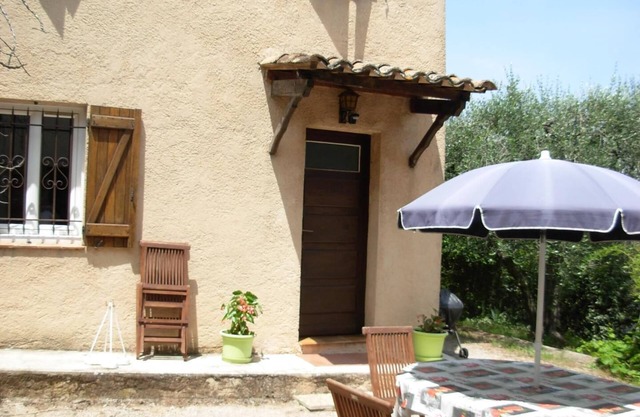 LA BASTIDE DES TROIS PINS