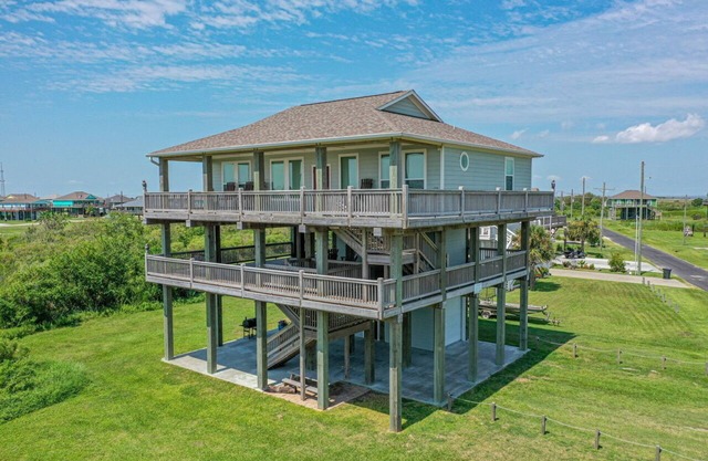 La' Bella Vie - 3 Bedroom - 2 Bath - Sleeps 10