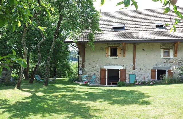 La Bergerie, apartment in an old farmhouse!