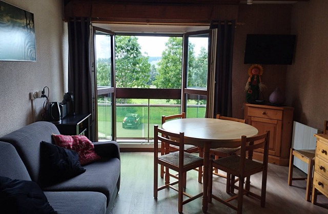 La Campagnarde 1 st floor open view WIFI grt Offer 28-112 days + 2,90m2/palier