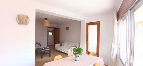 LA CARA NORD , ALOJAMIENTO TURISTICO ,SALDES, A LOS PIES DEL PEDRAFORCA, apartamento