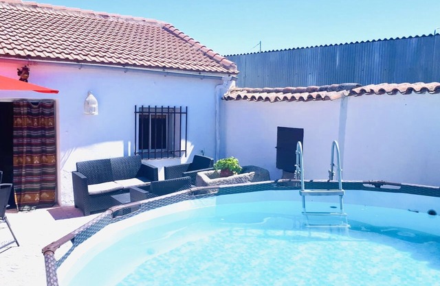 LA CASA DE LOS LIRIOS