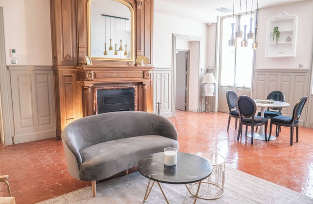 La Cheminée, Gîte Haut de Gamme au Charme Intemporel, Avec Piscine et Sauna