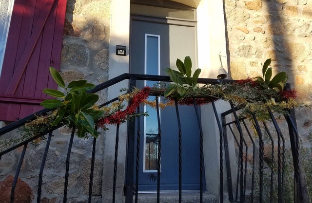 La Clef des champs: 9-person gîte Mts lyonnais