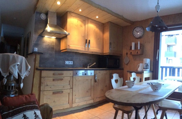La Clusaz apartment for 4 people 200m from Balme and Fernuy cable cars