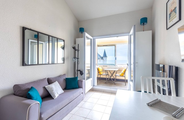 La Corniche d'Or - Appt à 150m de la plage