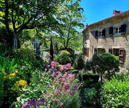 La Grande Maison á Chanteuges