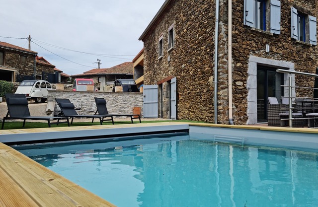 La grange à VITTAL with swimming pool