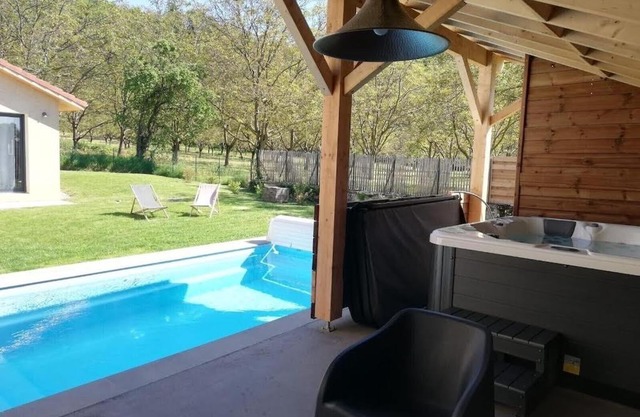 La grange au pied du Vercors Piscine et SPA privatifs