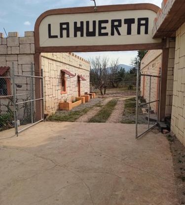 LA HUERTA Cabaña y Hospedaje