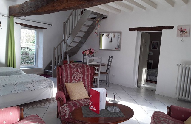 La Métairie-Suite-Ensuite with Bath-Comfort-Terrace