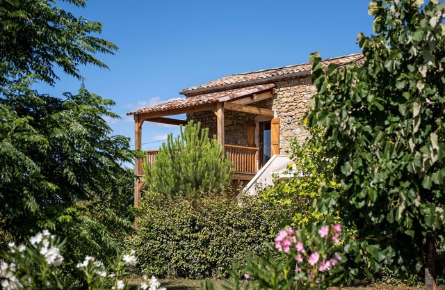 La Magnanerie - Fantastic views, perfect base for the Ardeche and Chazzezac