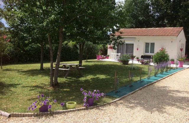 La MaisAnnette: a peaceful setting for your vacation or spa treatment in Jonzac