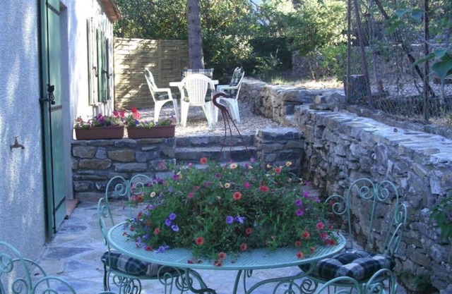 La Maison Charmante - Attractive cottage for 6 persons with garden furniture