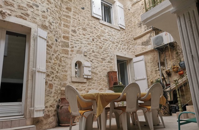 LA Maison DE Choubaka