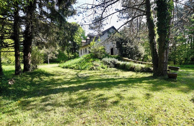La maison des bois 10 minutes from Vezelay