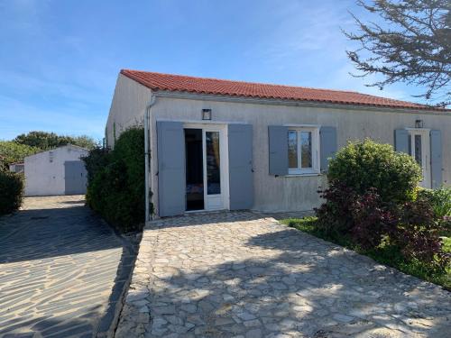 La maison du Bout du Monde, Jacuzzi, Climatisation, 4 chambres, Plage à 600M et Phare à 1Km