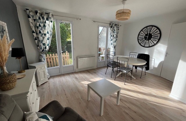 La Maisonnette 50 km au sud de Paris Proche Vaux le Vicomte et Blandy-les-tours
