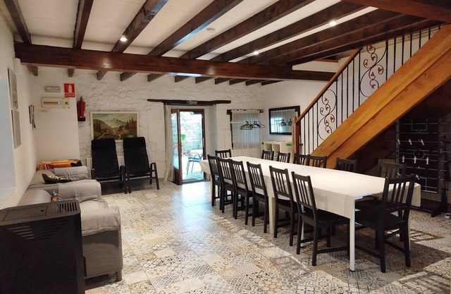 La Mimosa House for 16 people