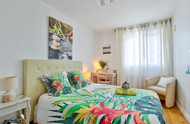 “La Naturelle”: relaxing and exotic! Air conditioning and free/secure parking!
