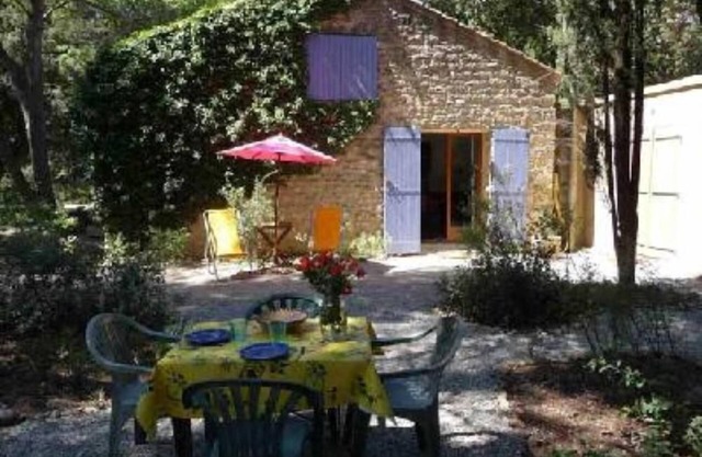 LA NOUVELLE PEYRIERE - stone villa w pool - wooded property - private terrace