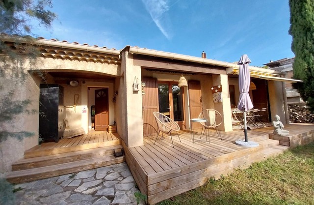 La Paisible, au Cœur du Village, Entre Vignes et Gorges de L'hérault