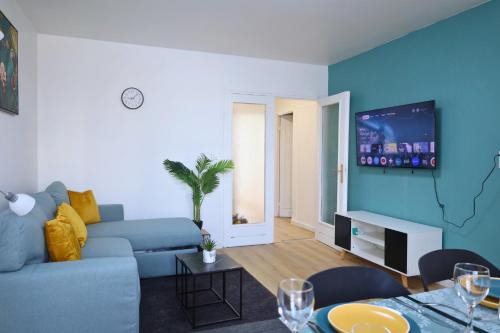 La Pause Franche - Familles et pros, parking, 2 sdb, 9 pers