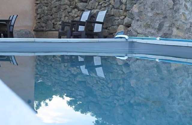 La Pedraza Cottage 12 places near Pedraza with pool and private barbecue