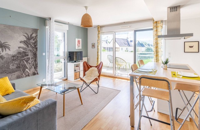 LA PEROUSE - Apt 2 chambres,parking, proche Rennes
