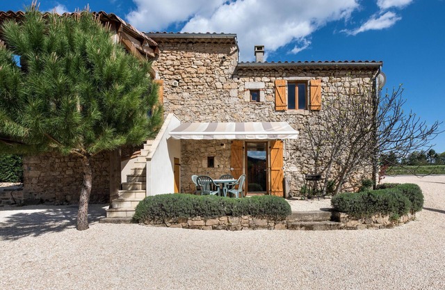 La Petite Grange - Converted vaulted barn - South Ardèche - 2 ensuite bedrooms
