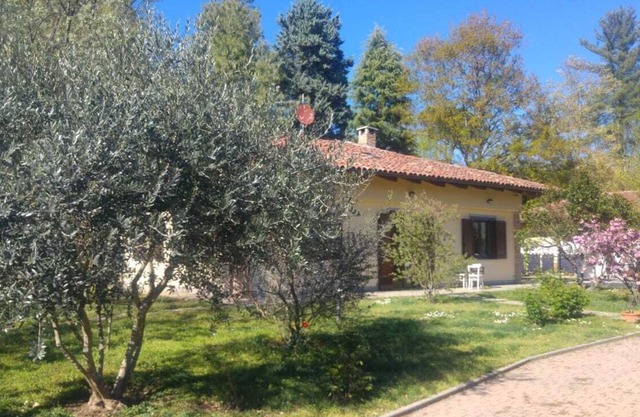 La Quercia Holiday Home and the Olive Tree