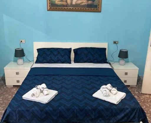 La scaletta sul mare di Pizzo [ WiFi e Disney+ ]