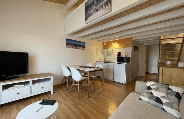 La Tomate Surfeuse 2 – Comfortable Apartment in Hourtin, Close to the Beach, 4 People, Ideal for Families