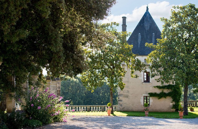 La Tour, Chateau de Charras