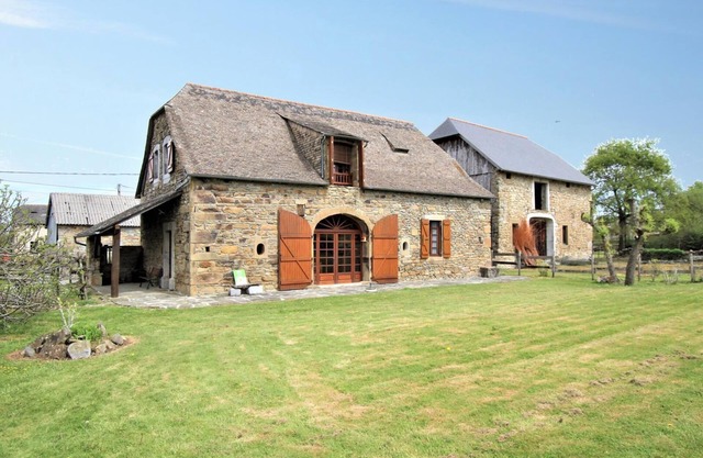LABES - ASSON - Gîte