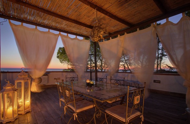 Lacco Villa~Solarium